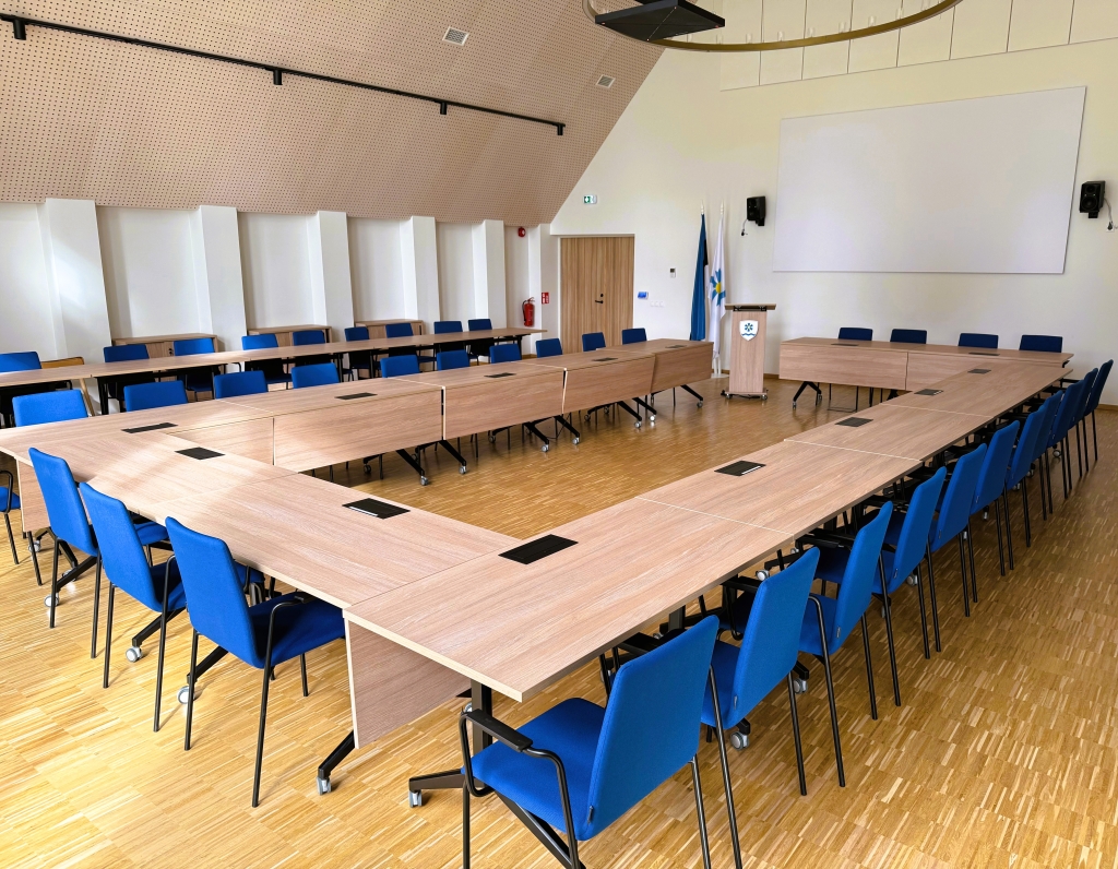 Volikogu saal1.jpg