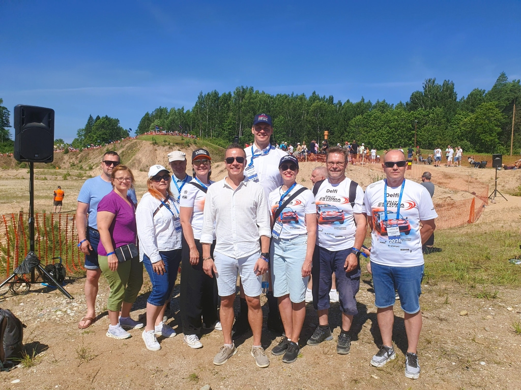 Jyväskylä delegatsioon rallil 2026.jpg